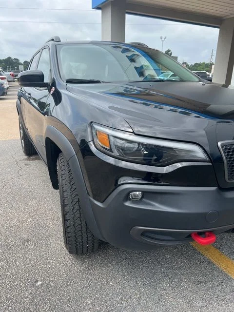 Used 2022 Black Jeep Trailhawk image 12