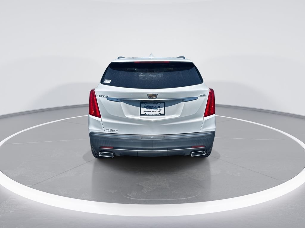 Used 2019 White Cadillac Luxury image 7