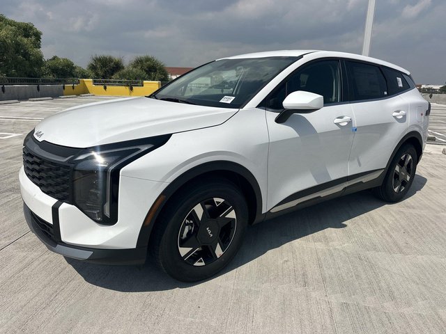 2027 Kia Sportage LX