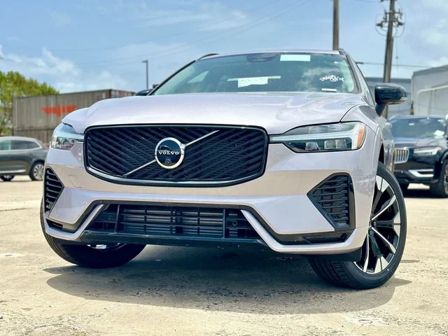 2026 Volvo XC60 Plug-In Hybrid T8 Ultra