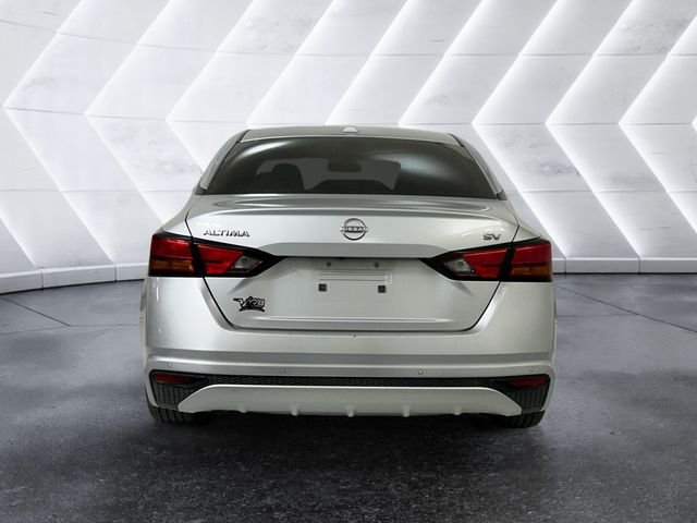 Used 2023 Silver Nissan 2.5 SV image 5