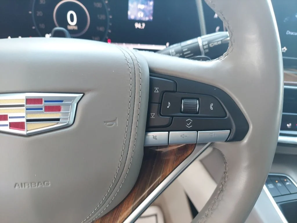 Used 2021 White Cadillac Premium Luxury Platinum image 13