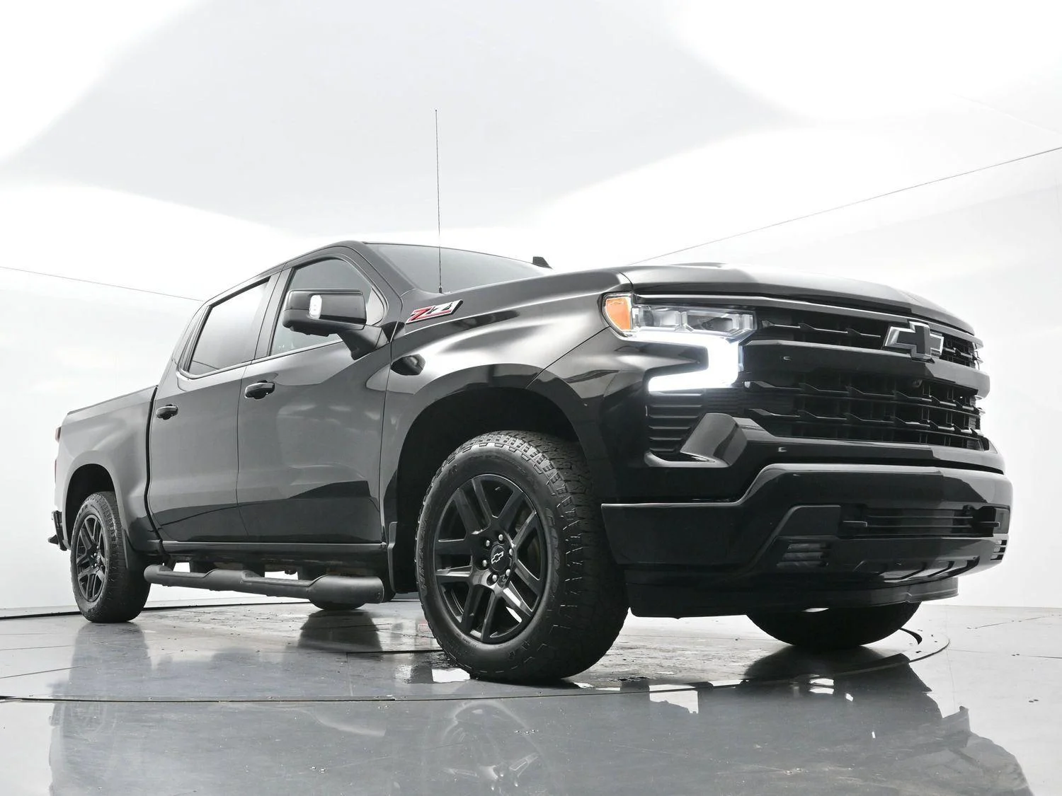 Used 2023 Black Chevrolet RST image 41