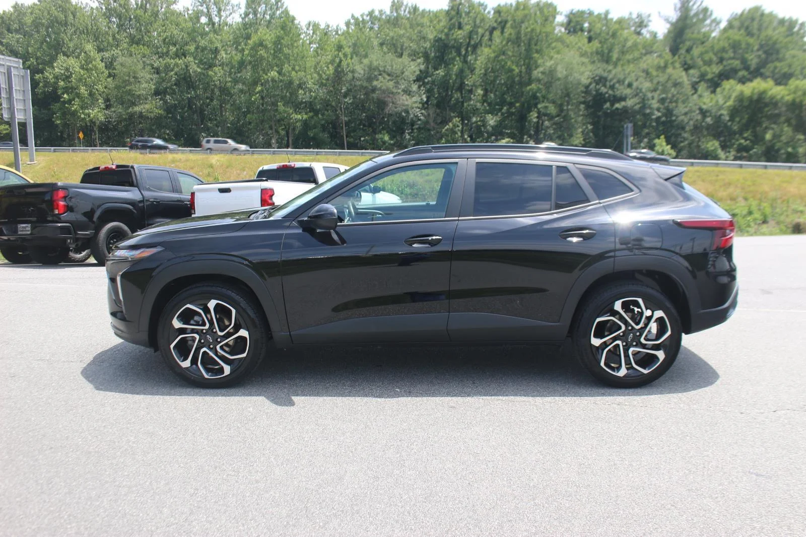 Used 2025 Mosaic Black Metallic Chevrolet 2RS image 5