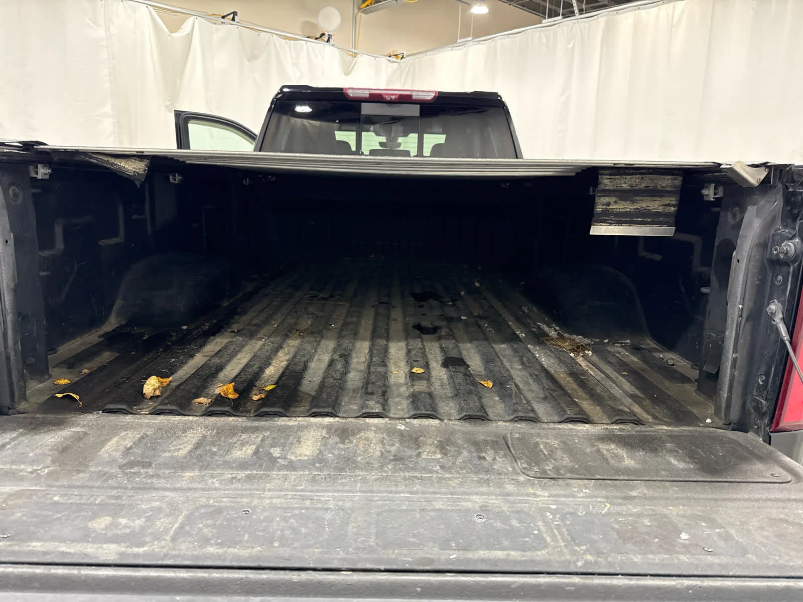 Used 2020 BLACK Chevrolet High Country image 14