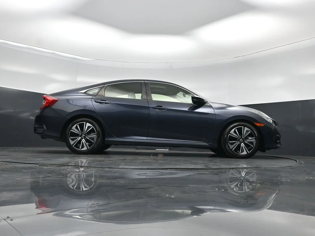 Used 2018 Blue Honda EX-T image 42