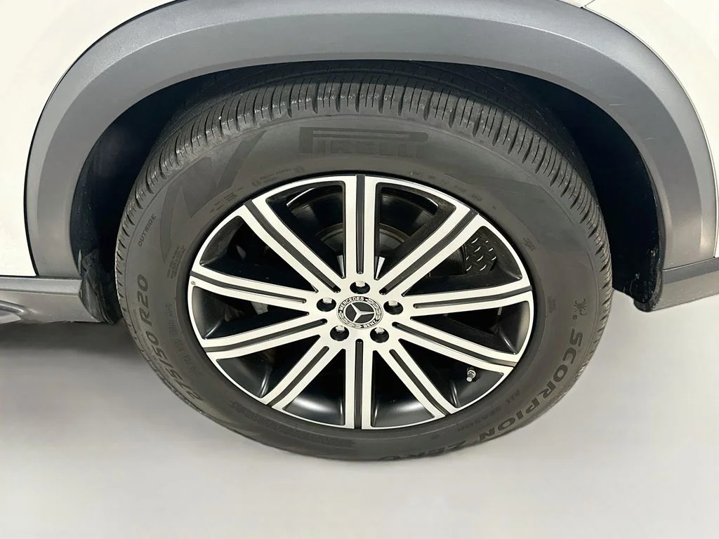 Certified Used 2024 Polar White Mercedes-Benz GLE 450 image 35