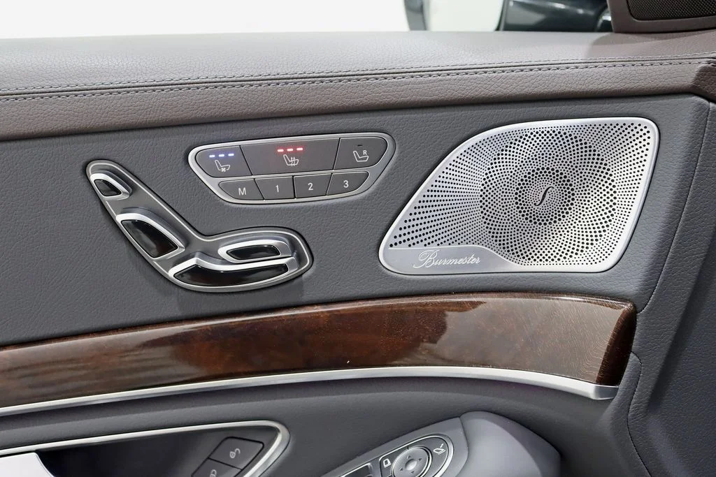 Used 2019 Gray Mercedes-Benz S 560 image 39