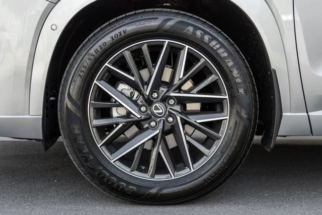 New 2026 Celestial Silver Metallic Lexus PREMIUM image 10