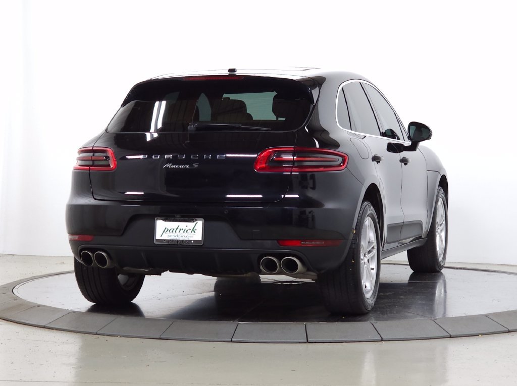 Used 2018 Jet Black Metallic Porsche S image 9