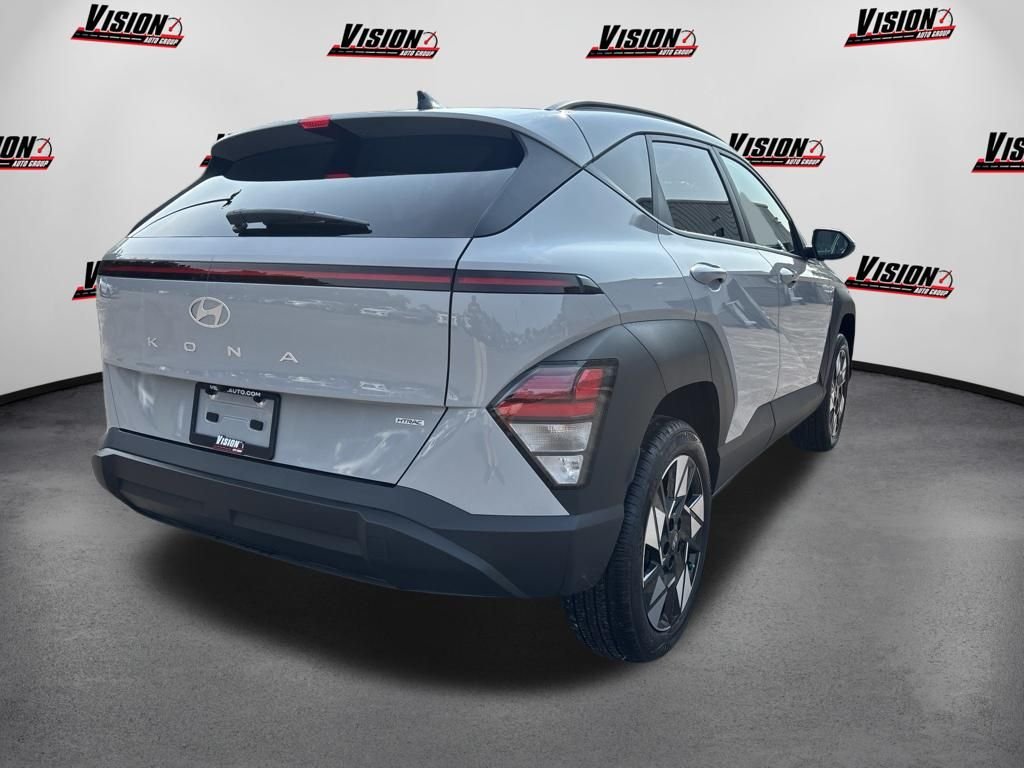 Used 2024 Gray Hyundai SEL image 5