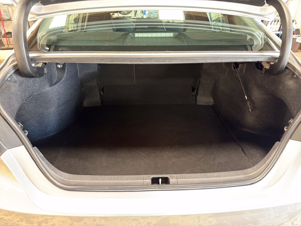Used 2019 Silver Toyota SE image 21