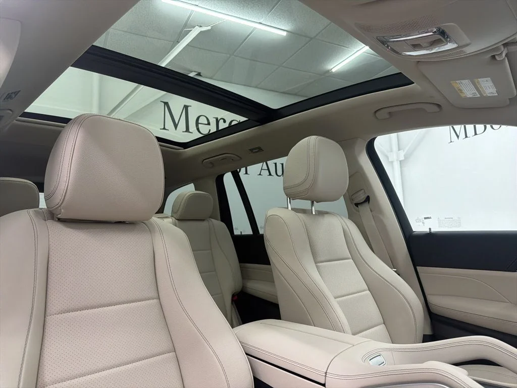 Used 2026 White Mercedes-Benz GLS 450 image 30