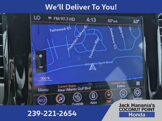 Used 2020 Silver Jeep Altitude image 23