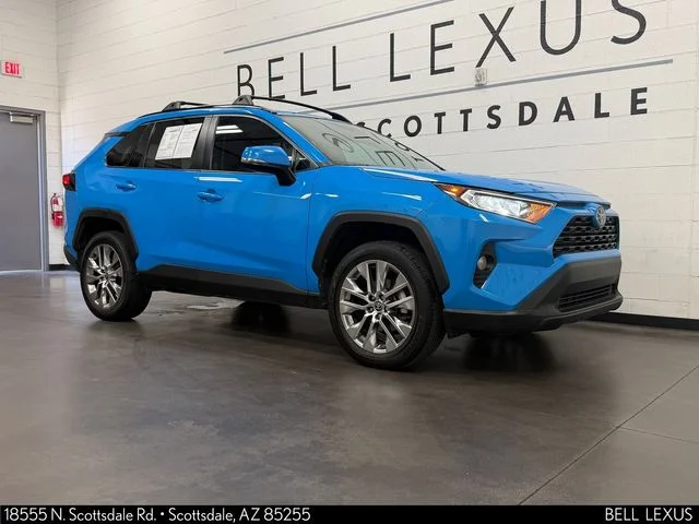Used 2021 Blue Toyota XLE Premium image 2