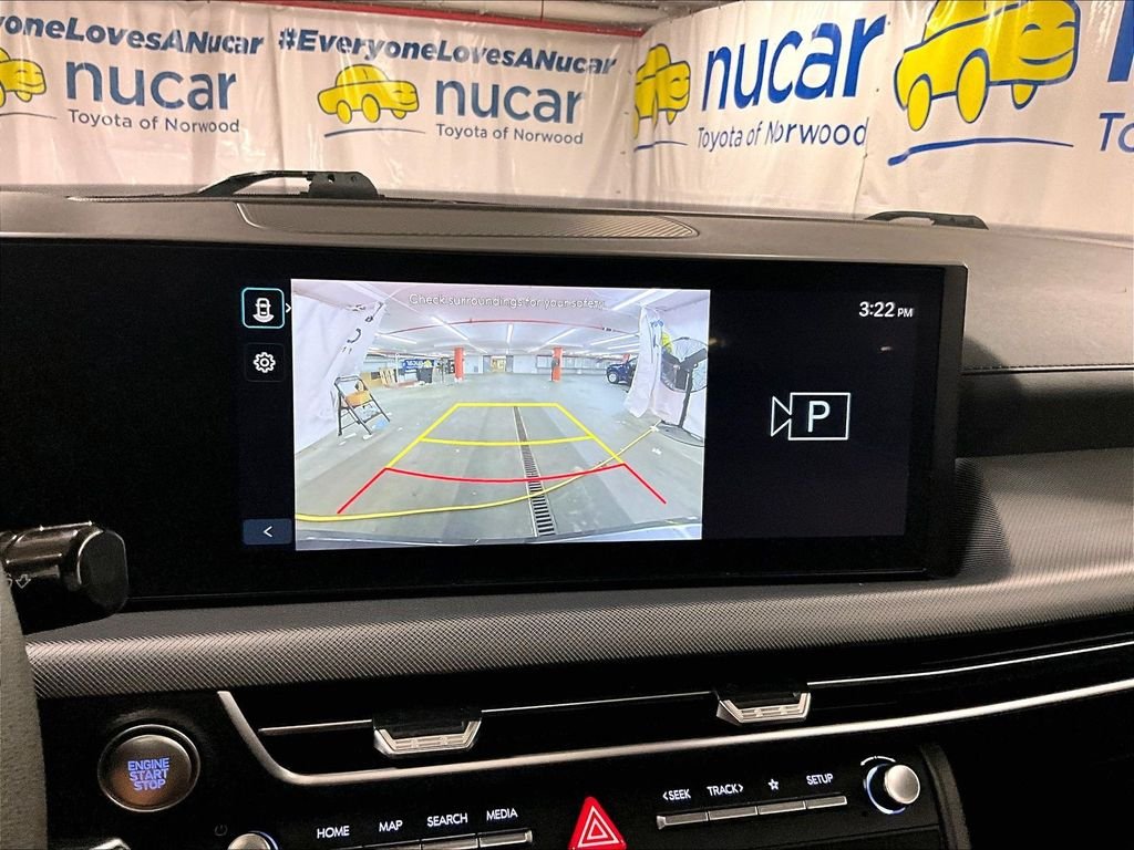 Used 2024 Gray Hyundai SEL image 19