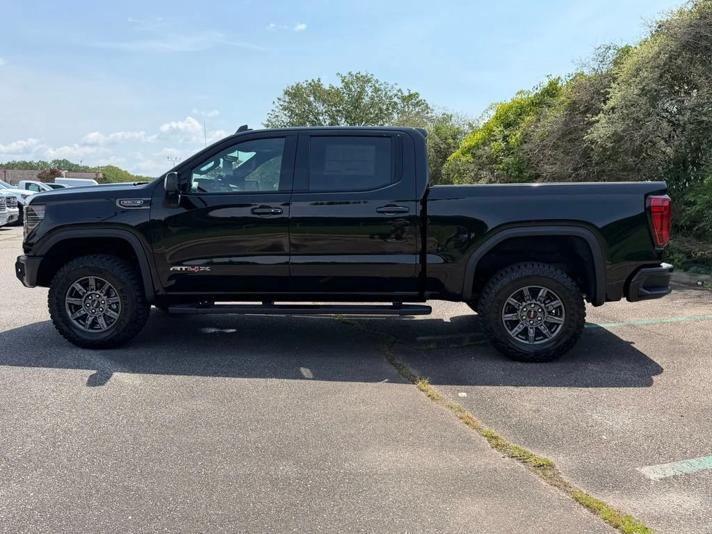 New 2026 Onyx Black GMC AT4X image 31