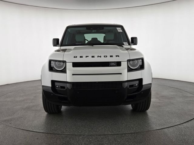 New 2026 Fuji White Land Rover X-Dynamic SE image 8