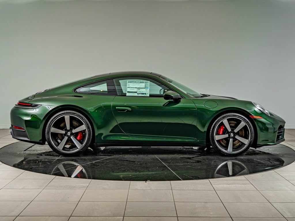 New 2026 Oak Green Metallic Neo Porsche Carrera 4S image 9