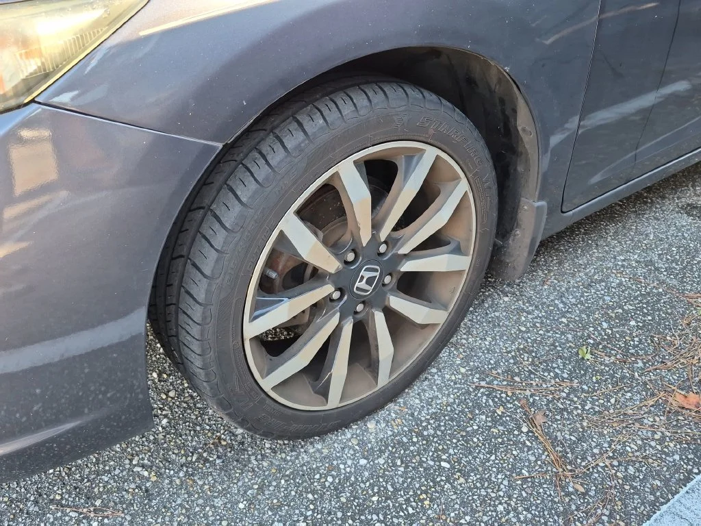 Used 2015 Gray Honda EX-L image 6