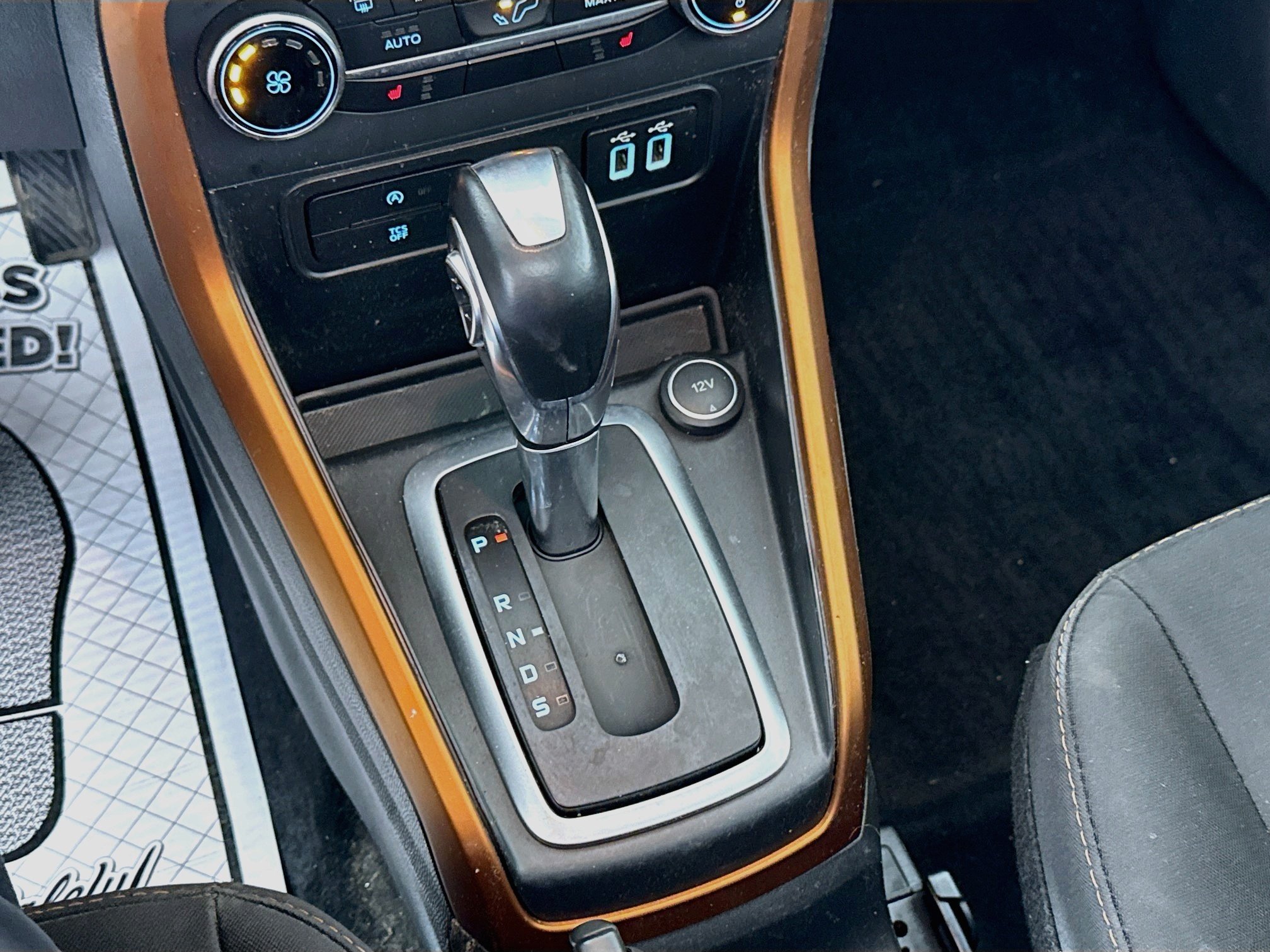 Used 2022 Smoke Metallic Ford SE image 20