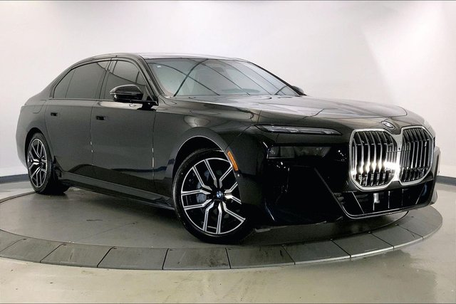 2023 BMW i7 xDrive60's photo