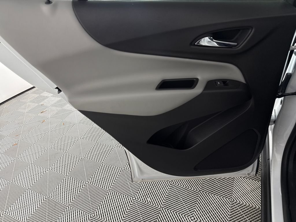 2020 Chevrolet Equinox LT - Photo 12