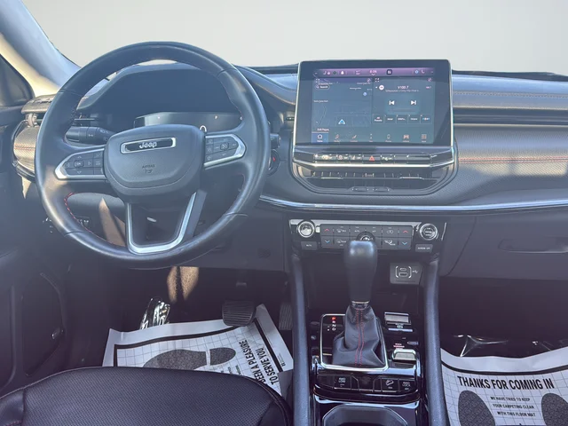 Used 2022 White Jeep Trailhawk image 11