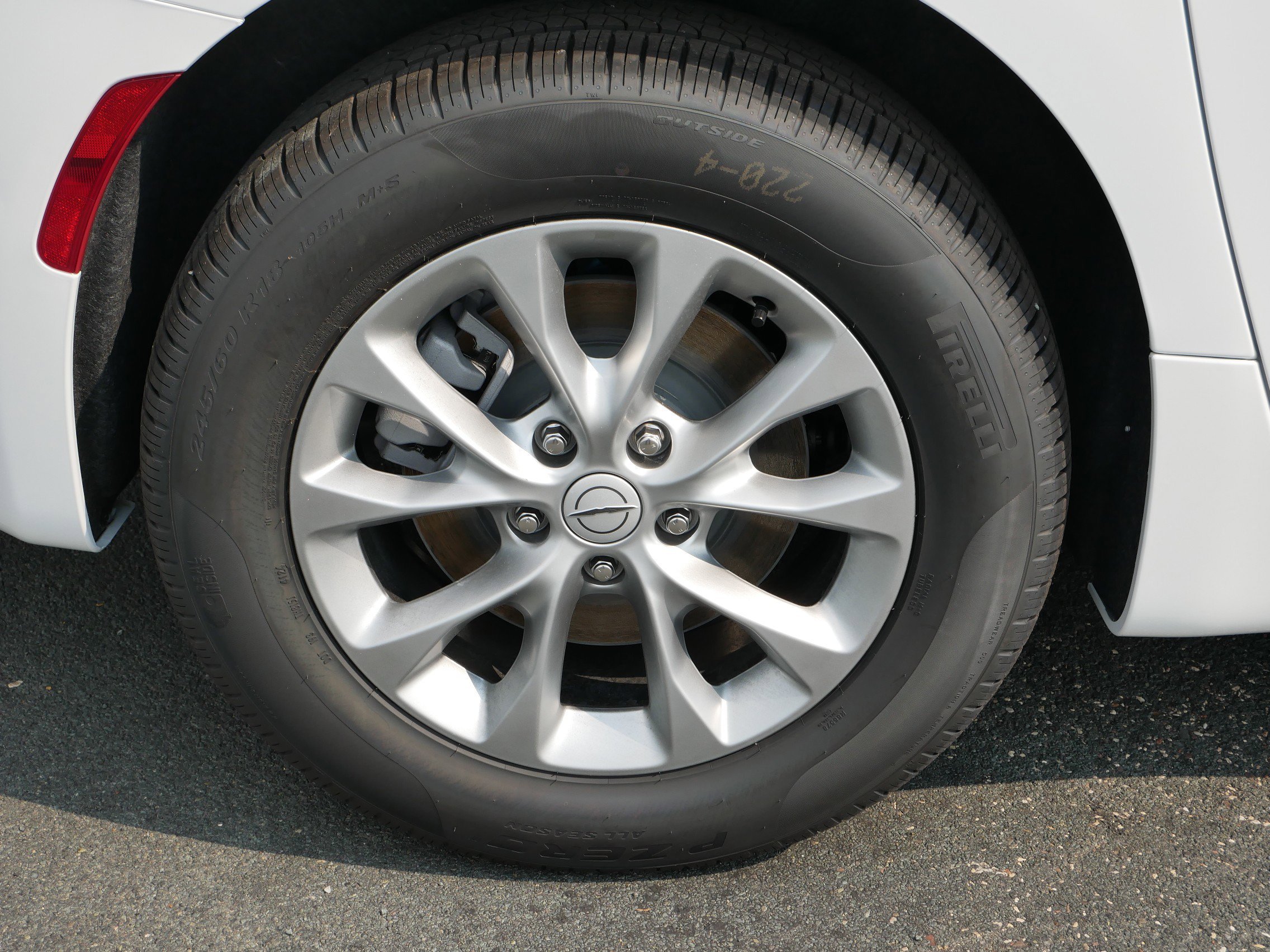 2025 Chrysler Pacifica Select - Photo 9
