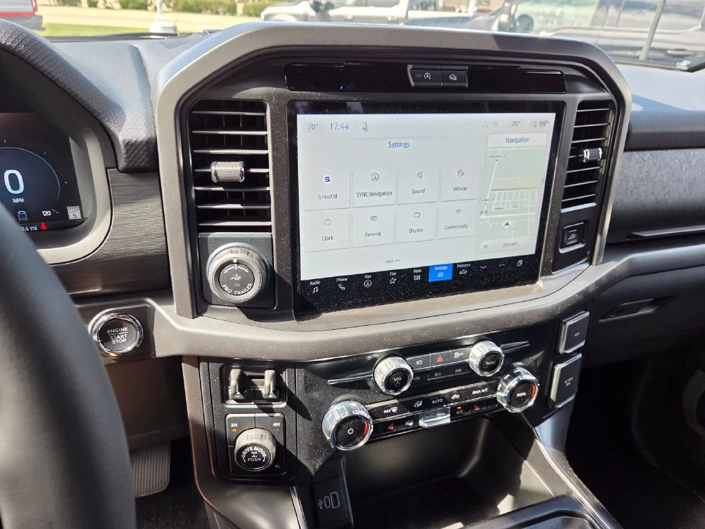 New 2026 Oxford White Ford Tremor® image 6