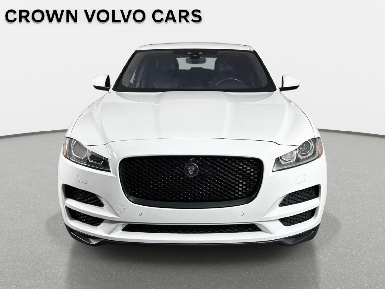 Used 2020 White Jaguar 25t Prestige image 2