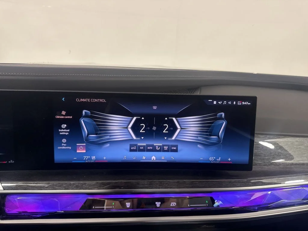 Used 2025 Black Sapphire Metallic BMW 740i xDrive image 18