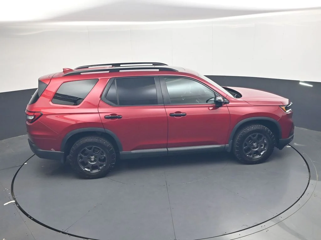 Certified Used 2025 Radiant Red Metallic II Honda TrailSport image 38