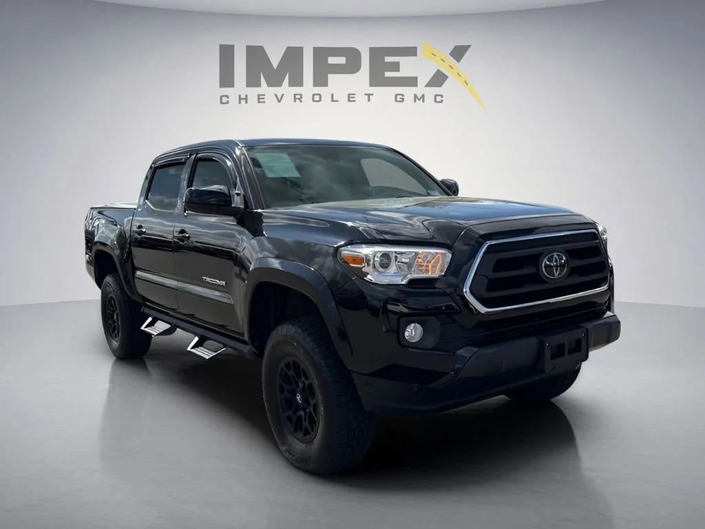 Used 2021  Toyota SR image 7