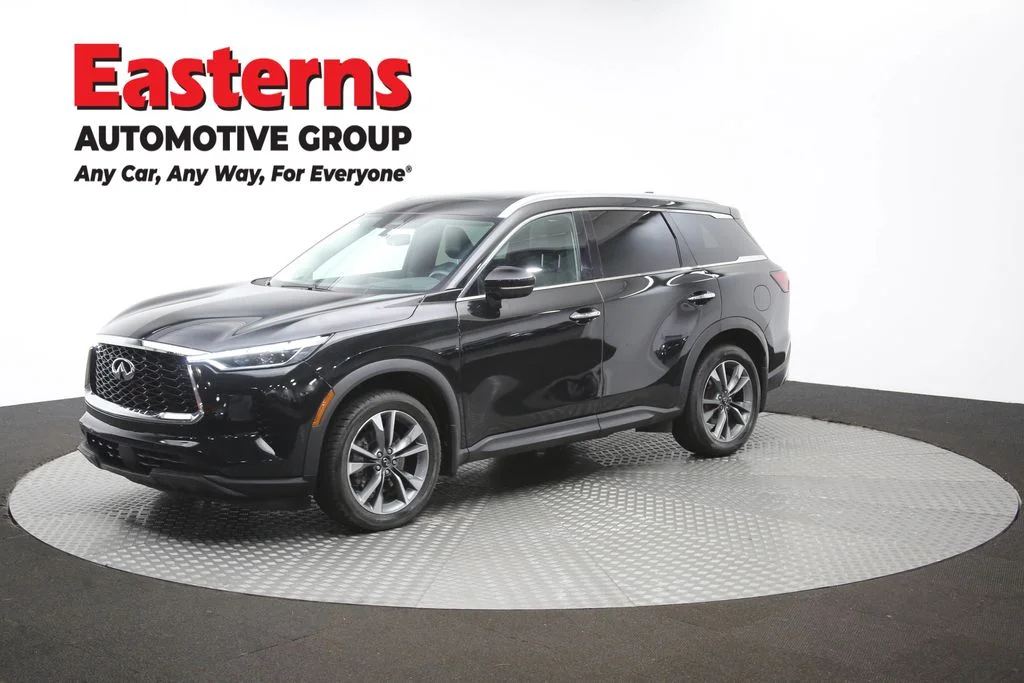Used 2023 Black INFINITI LUXE image 61