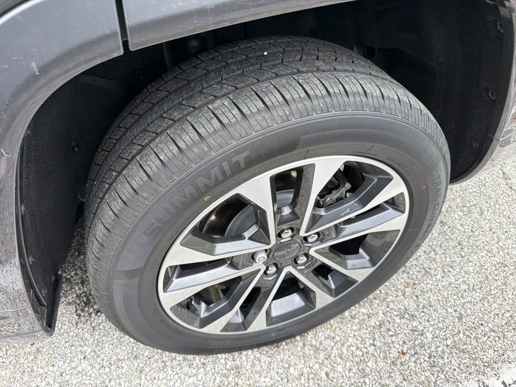 Used 2021 Gray Jeep Overland image 10
