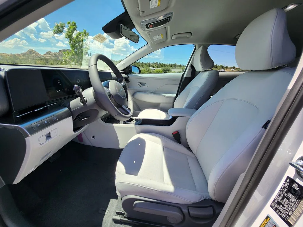 New 2026 White Hyundai SEL Sport image 11