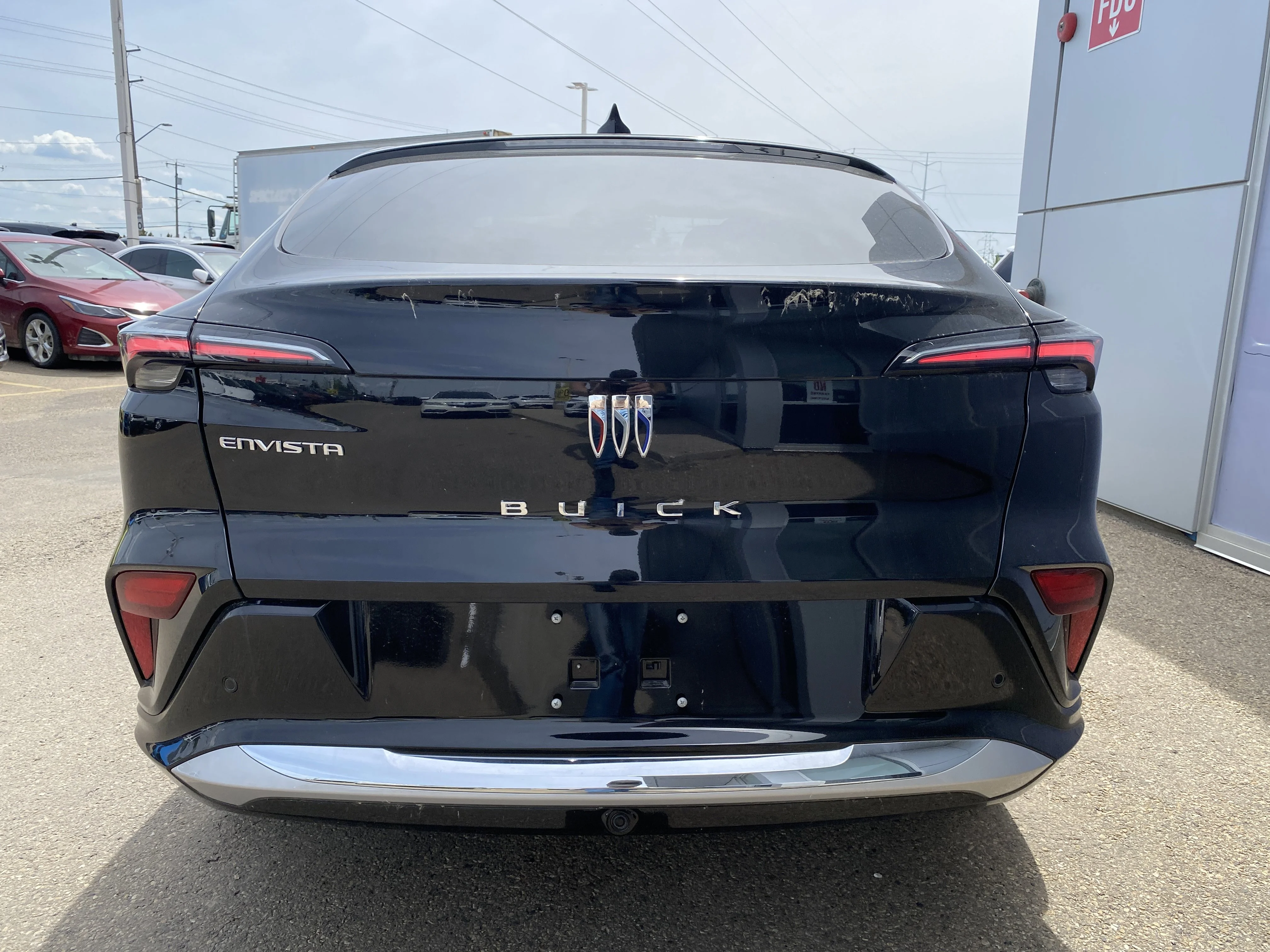 New 2026 EBONY TWILIGHT METALLIC Buick Avenir image 5