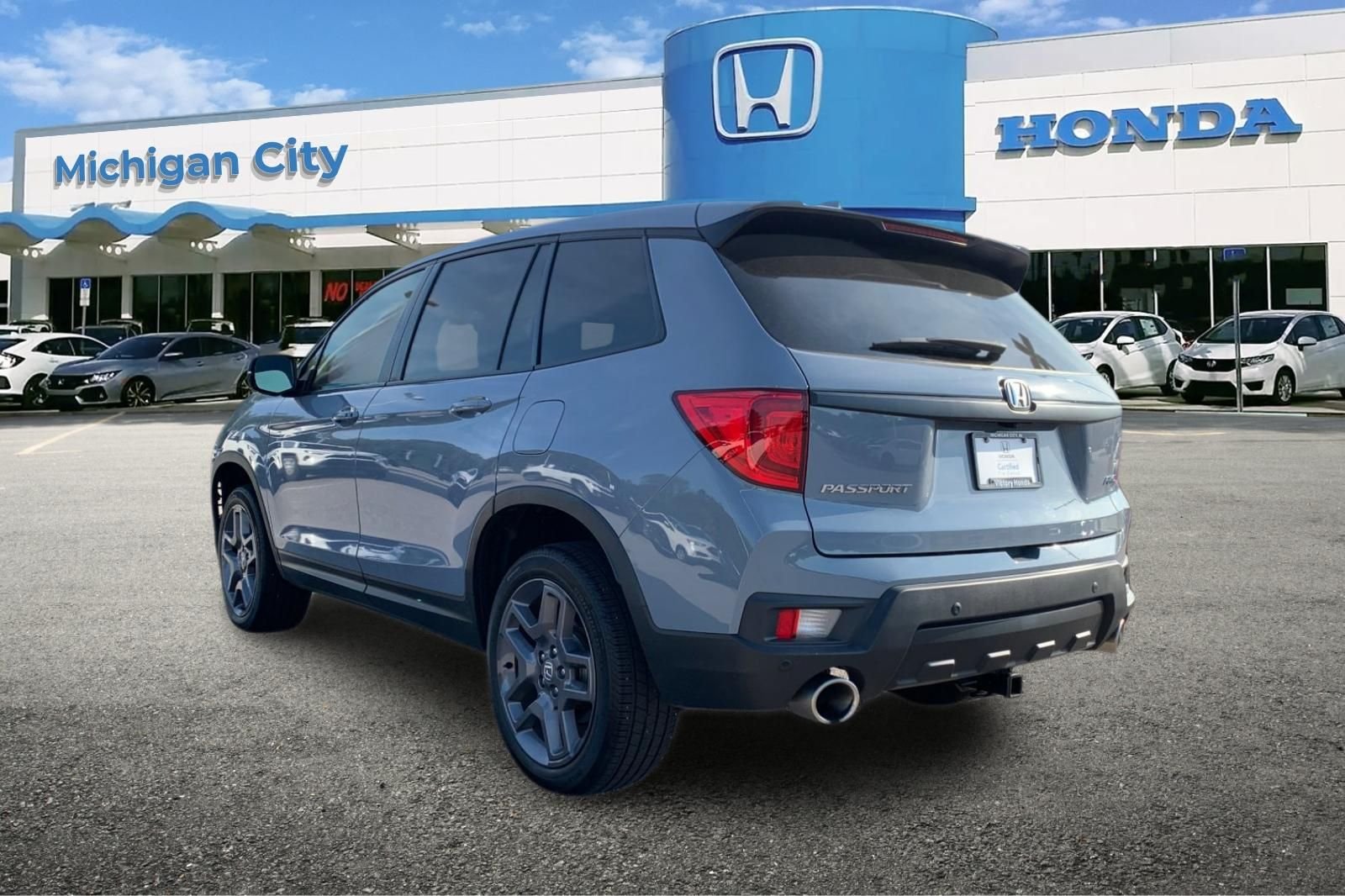 Certified Used 2022  Honda EX-L image 3