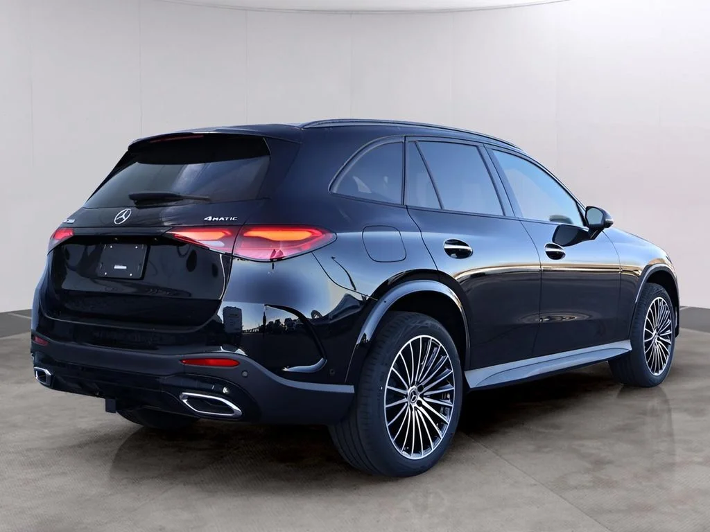 Used 2026 Black Mercedes-Benz GLC 300 image 6