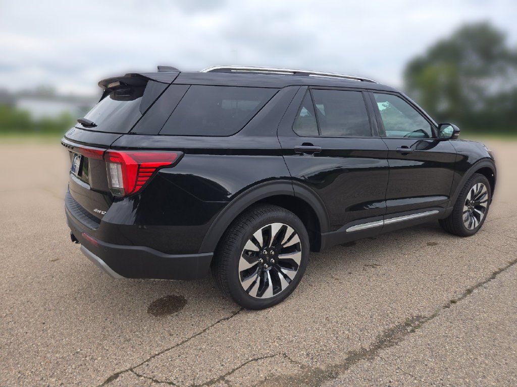New 2026 Agate Black Metallic Ford Platinum™ image 12