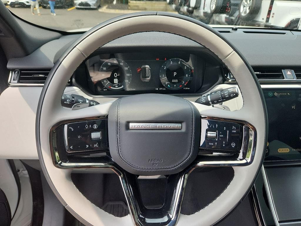 Used 2026 Fuji White Land Rover S image 19