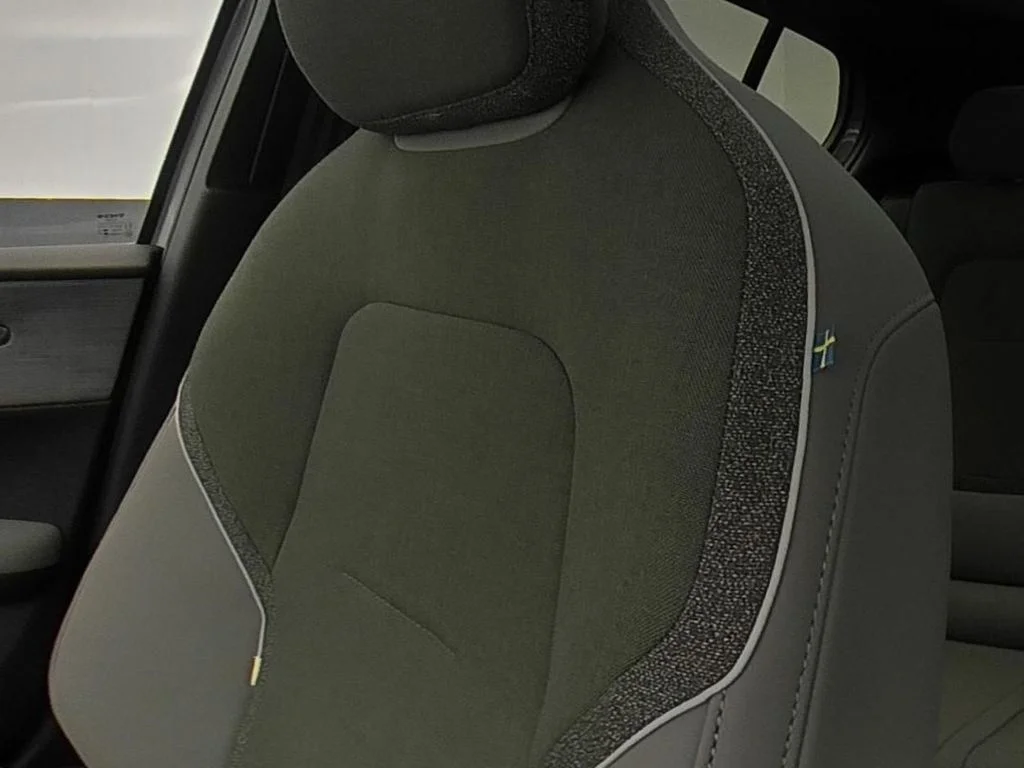 New 2026 Vapour Grey Volvo Twin Motor Performance Plus image 26