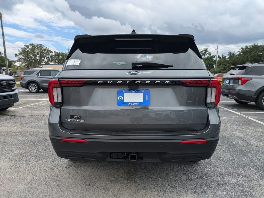 New 2026 Carbonized Gray Metallic Ford Active image 5
