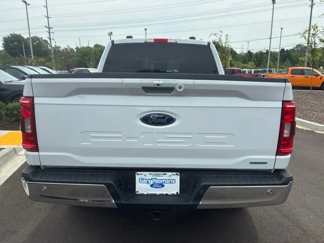 Used 2022 Oxford White Ford XLT image 8