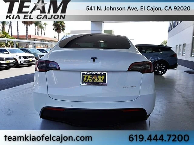 Used 2022  Tesla Long Range image 8