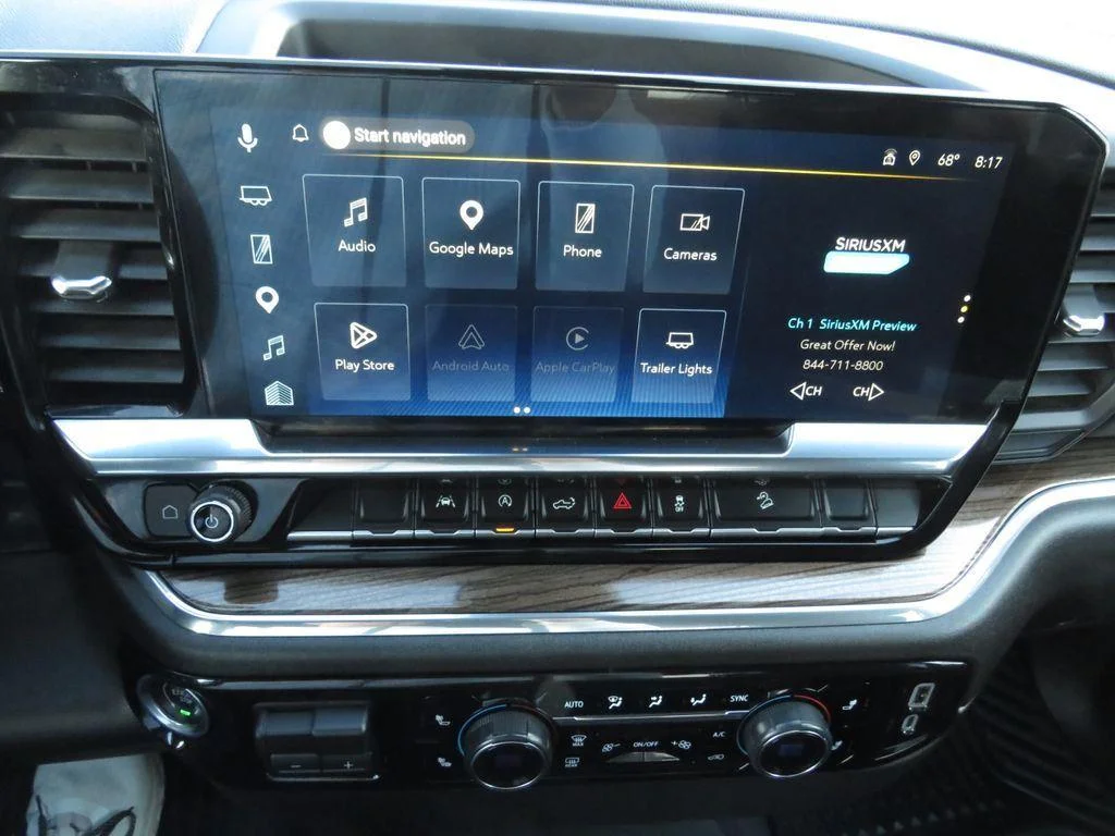 Used 2024 Summit White Chevrolet RST image 25
