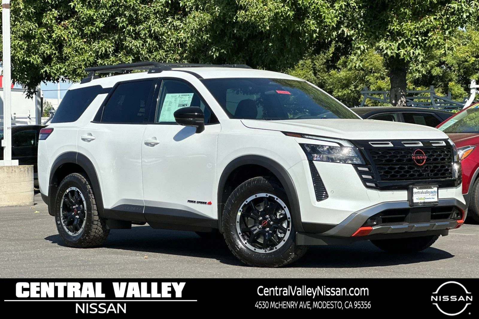 New 2026 Everest White Pearl TriCoat Nissan Rock Creek® image 1