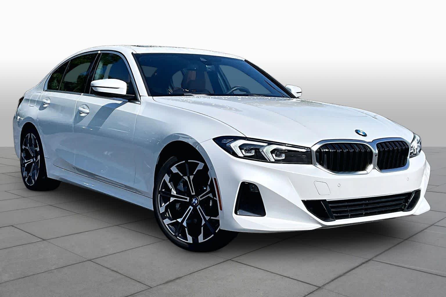 Certified Used 2025 Mineral White Metallic BMW 330i image 3
