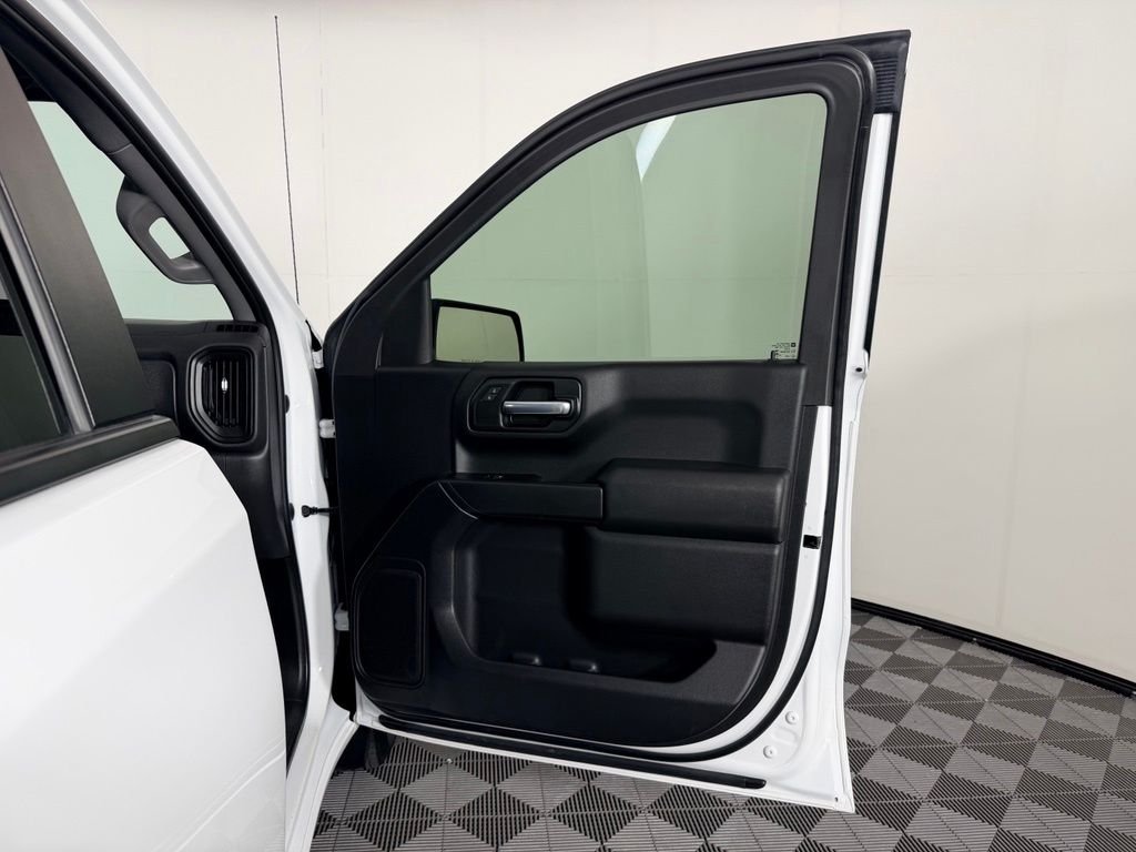 Certified Used 2023 White GMC Pro image 33